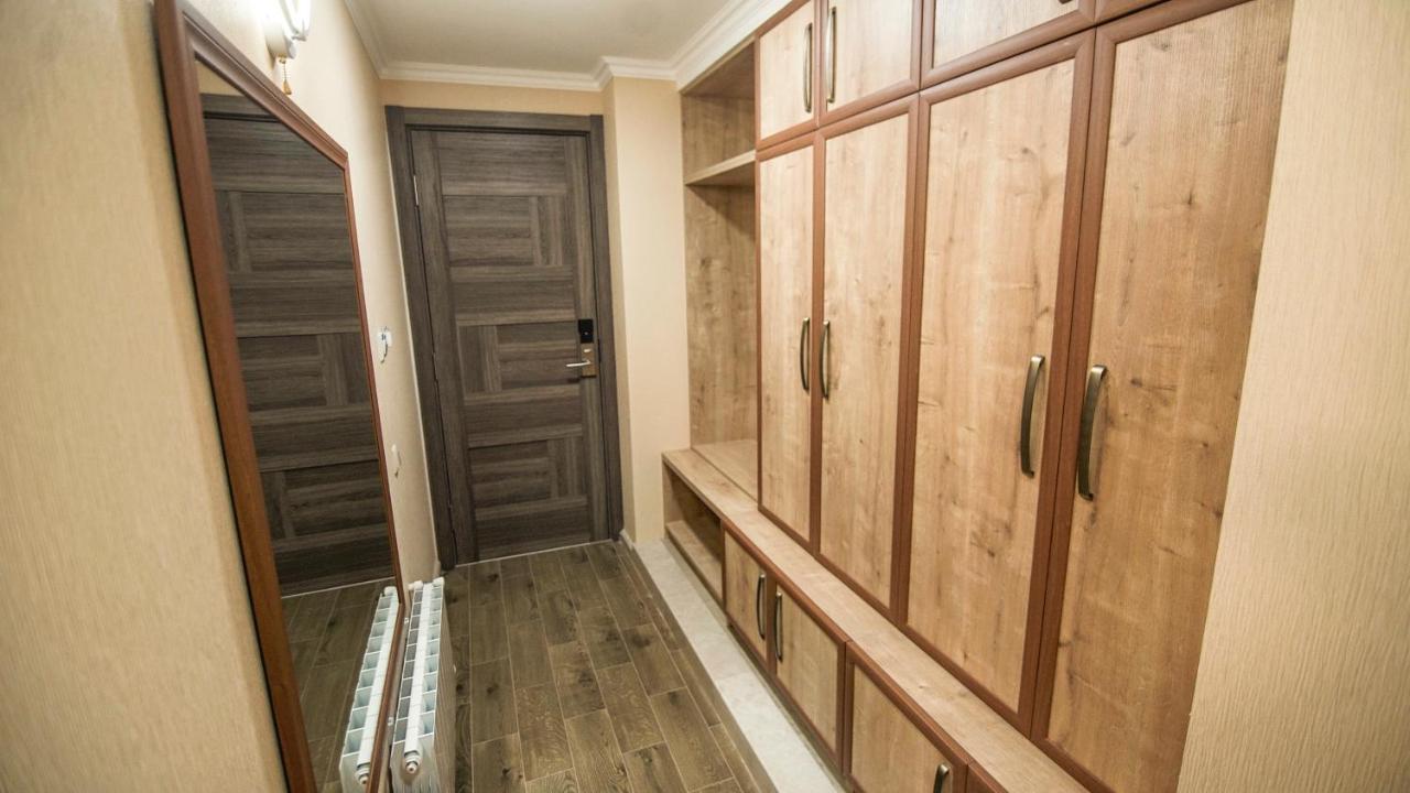 Hotel Juralius Tbilisi Exteriör bild